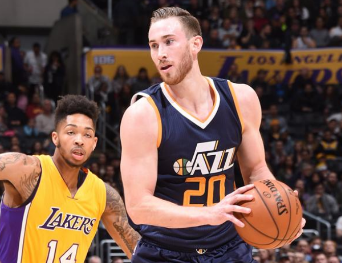 中有更为突 中有更为突