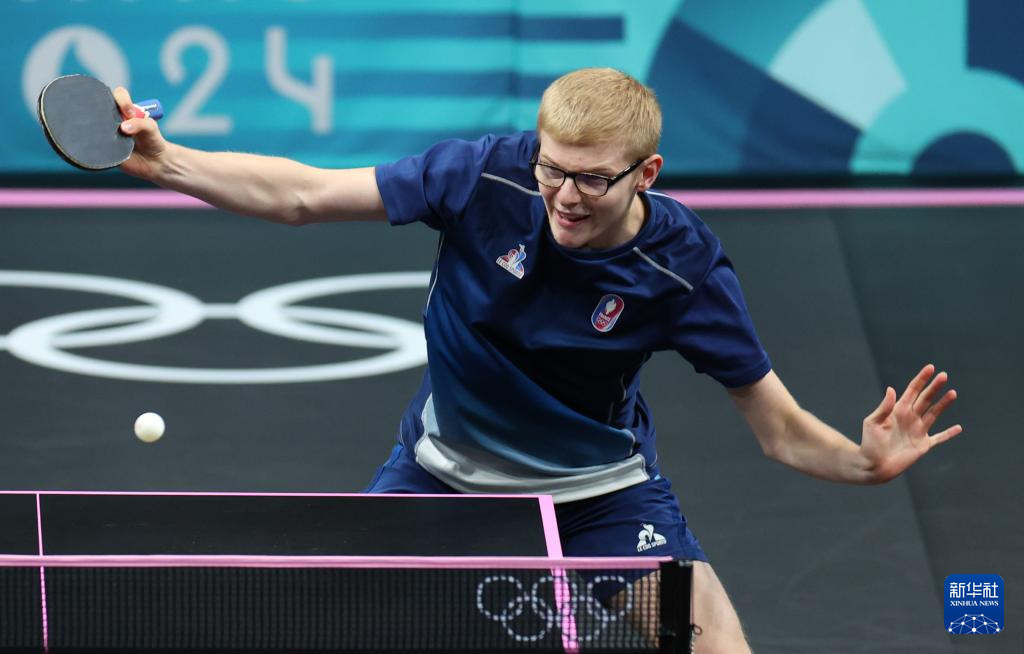 许多球迷表 许多球迷表